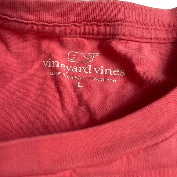 Vineyard Vines Large Salmon T Shirt Mens 100% Cotton Pockets - Picture 2 of 6